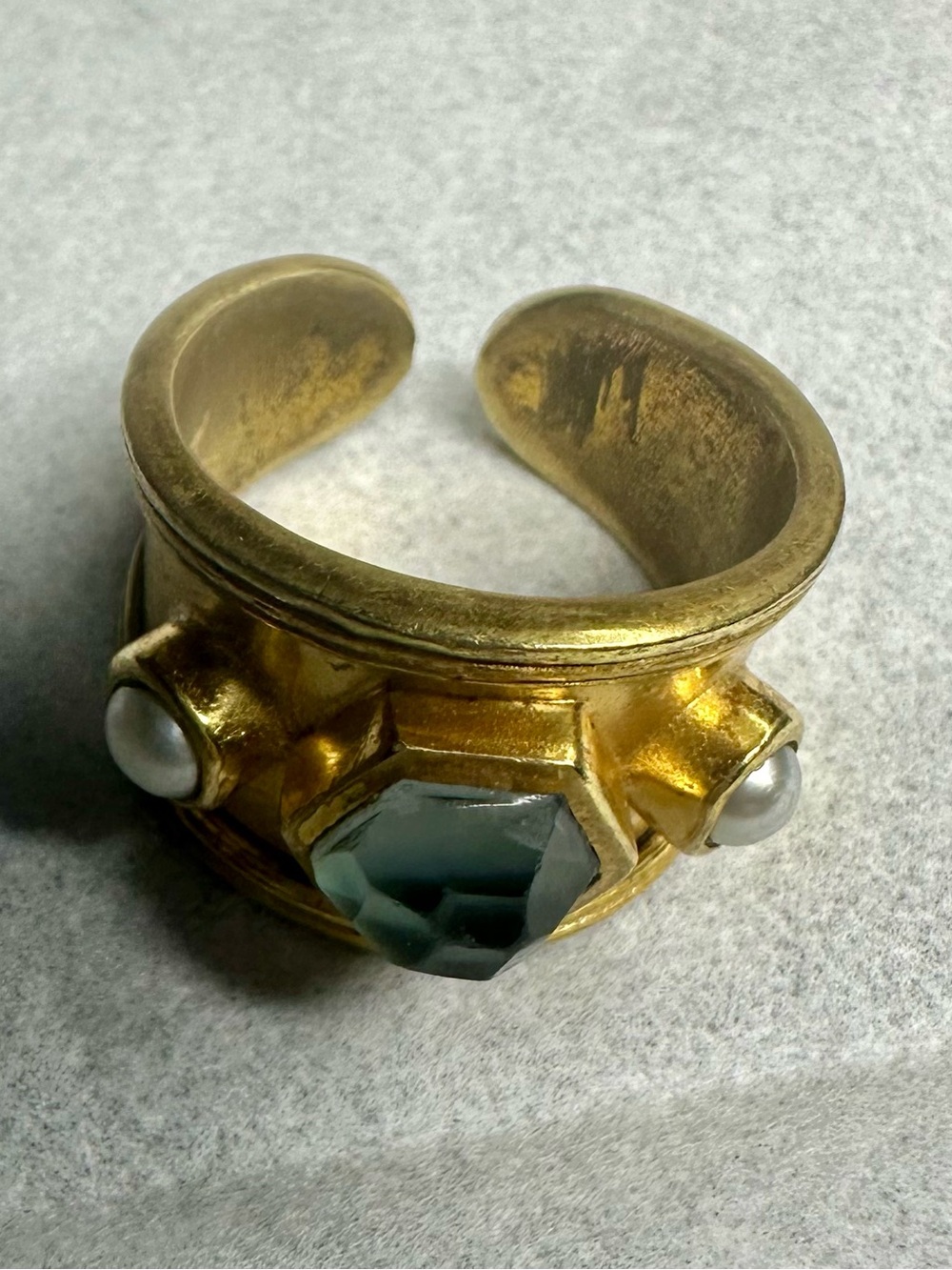 Authentic Julie Vos Statement Ring with 3 beautiful stones - Picture 2 of 4